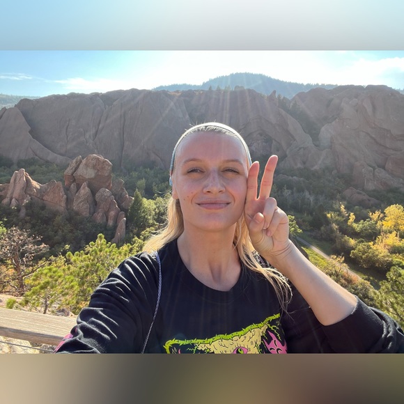 Meet your Posher, R.R.Lee! - Picture 2 of 6